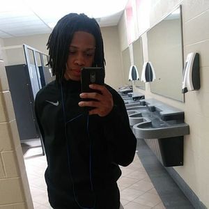 Meet your Posher, Jonathan